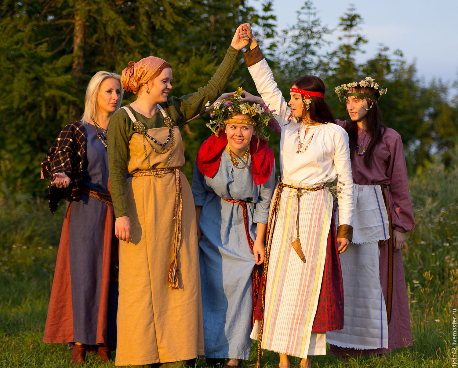 Sexy model Slavic women in Allahabad